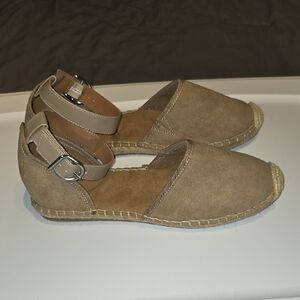 Style & Co. Taupe Suede Paminaa Flat Ankle-Strap Sandals